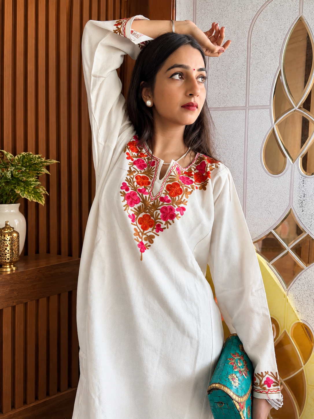 Kora Ivory - The Classic Kashmiri Pheran