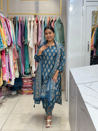 Teal Floral Motif Cotton Set