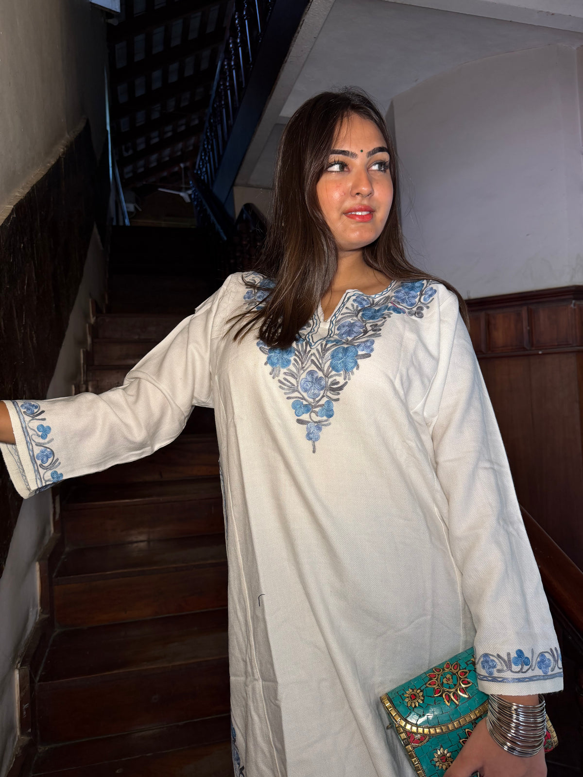 Sheen Ivory - The Classic Kashmiri Pheran