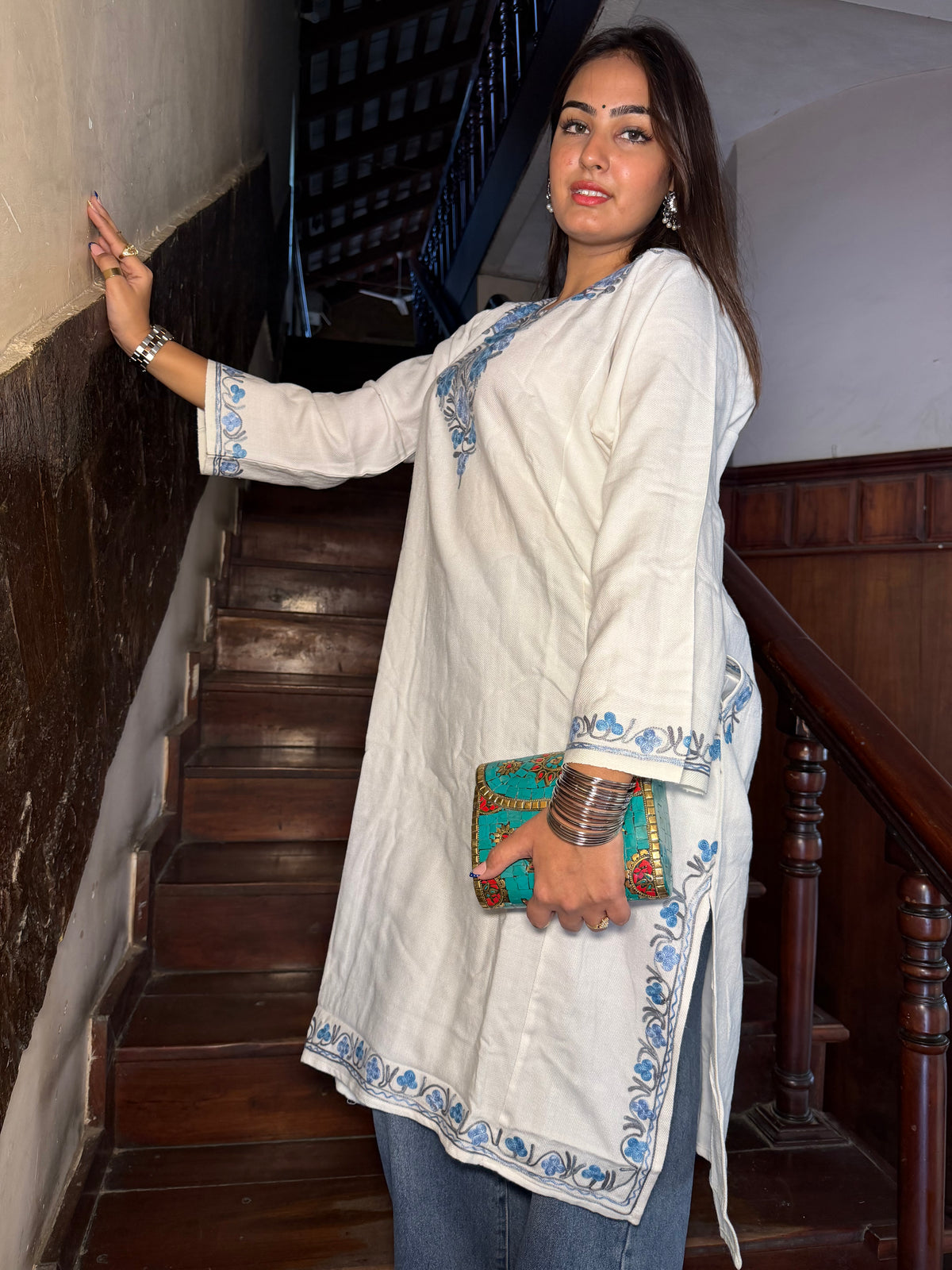 Sheen Ivory - The Classic Kashmiri Pheran